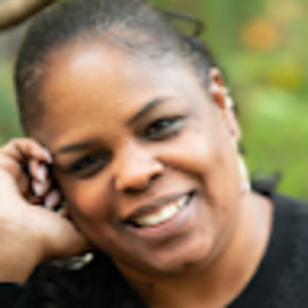 Meet your Posher, Val